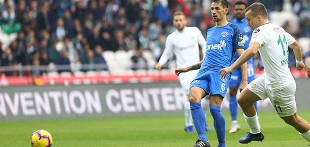 ​Konya’daki gol düellosunu kazanan taraf Atiker Konyaspor oldu: 3-2