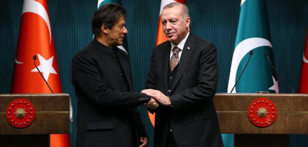 Pakistan Başbakanı’nın Türkiye ziyareti ülke basınında geniş yer buldu