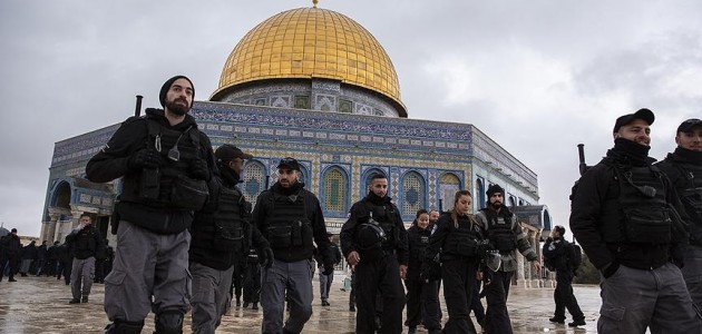 İsrail polisi Kubbetu’s Sahra kuşatmasını kaldırdı