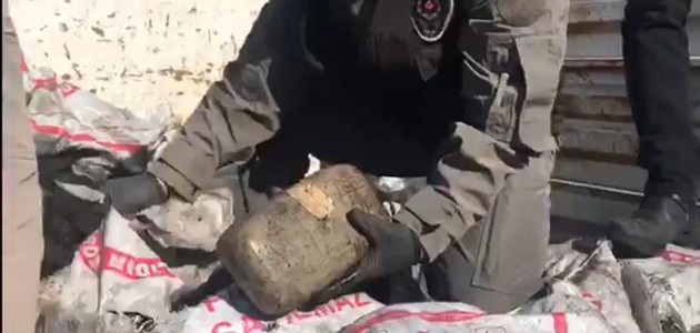 Kömür torbalarından uyuşturucu çıktı