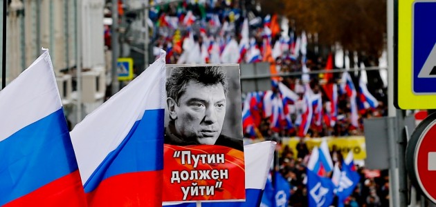 Öldürülen Rus muhalif Boris Nemtsov anısına yürüyüş düzenlendi