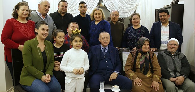 Cumhurbaşkanı Erdoğan’dan Hatay’da ev ziyareti