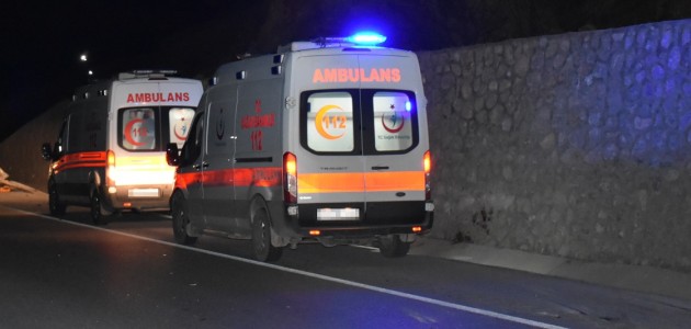 MKE Ankaragücü taraftarlarını taşıyan midibüs kaza yaptı: 2 ölü, 23 yaralı