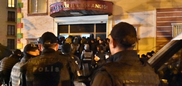 Diyarbakır’da HDP binasında terör operasyonu: 5 gözaltı
