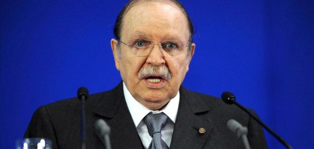 Cezayir Cumhurbaşkanı Buteflika 28 Nisan’dan önce istifa edeceğini açıkladı