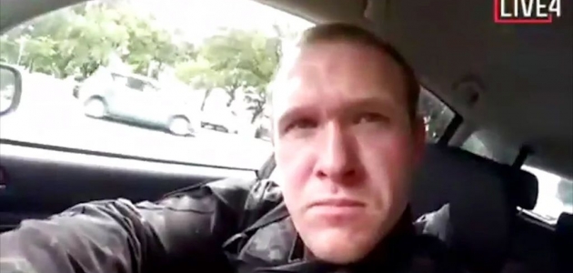 Yeni Zelanda’da camilere saldıran terörist hakim karşısında