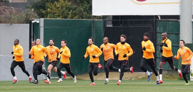 Galatasaray’da Fenerbahçe derbisi hazırlıkları başladı