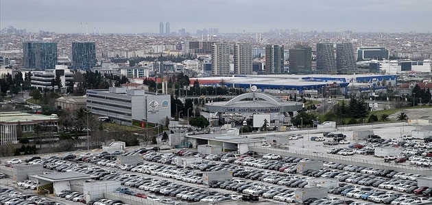 Atatürk Havalimanı’nda bırakılan araçlar sahiplerini bekliyor
