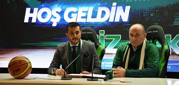 Atiker Konyaspor, Aziz Bekir ile anlaşma sağladı
