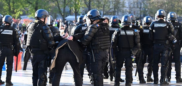 Fransa’da polis şiddetine 220 adli soruşturma