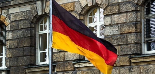 Almanya’da aşırı sağcıların iç savaş senaryosuna hazırlandığı iddiası