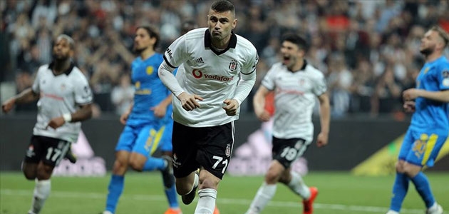 Beşiktaş, şampiyonluk için yılmadı