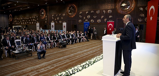 Adalet Bakanı Abdulhamit Gül: Bu tür şiddet eylemlerini görmek istemiyoruz