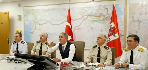 Milli Savunma Bakanı Akar: Saldırıları gerçekleştiren 28 teröristi etkisiz hale getirdik
