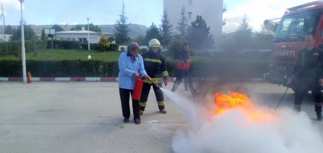 Beyşehir’de öğrenci yurdunda yangın tatbikatı