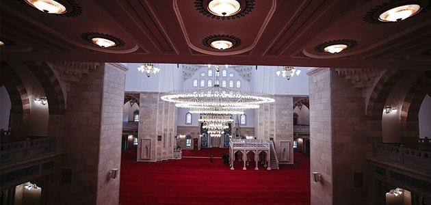Başkentin üçüncü büyük camisinin resmi açılışı yapıldı