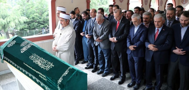 Cumhurbaşkanı Erdoğan cenaze namazına katıldı
