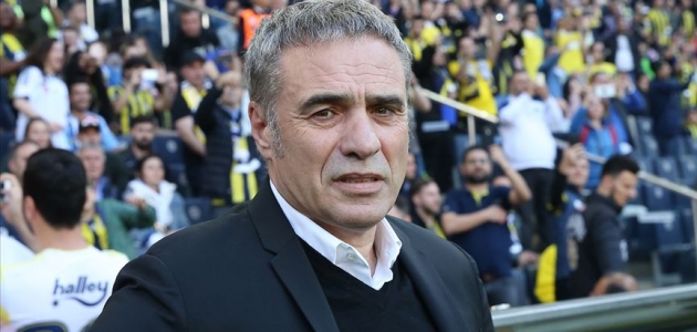 Fenerbahçe Teknik Direktörü Yanal: Futbolumuz adına kapkara bir geceydi