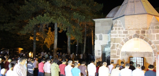 Seydişehir’de Kadir Gecesi coşkuyla idrak edildi