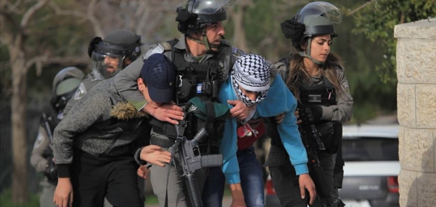 İsrail güçleri 58 Filistinliyi gözaltına aldı