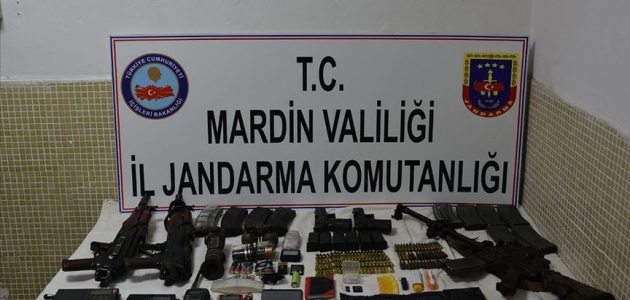 Mardin’de teröristlere ait çok sayıda mühimmat ele geçirildi