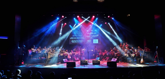 MOZAİK 3 Konseri Selçuklu Kongre Merkezinde gerçekleşti