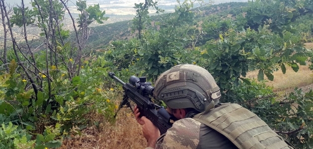 PKK’nın tuzakladığı EYP’leri komandolar patlattı