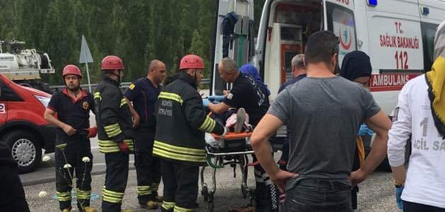 Konya’da kamyonet takla attı: 4 yaralı