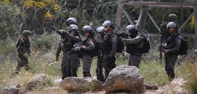 İsrail güçleri Batı Şeria’da 23 Filistinliyi gözaltına aldı