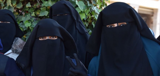Hollanda’da burka yasağı yürürlükte