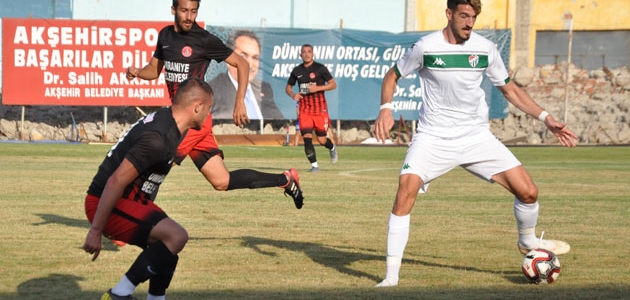 Bursaspor, Konya’da hazırlık maçı yaptı