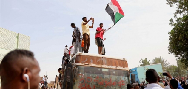 Sudan’da anayasa bildirisinin ön anlaşması imzalandı