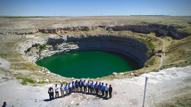 Tarihi han ve obruk gölü turizmin gözdesi olacak