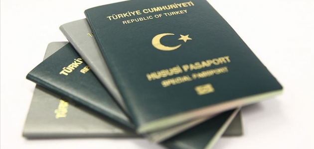 Turist rehberleri yeşil pasaport istiyor