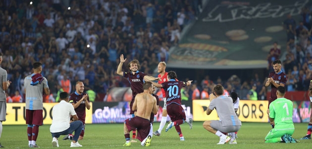 Trabzonspor Avrupa’da turladı