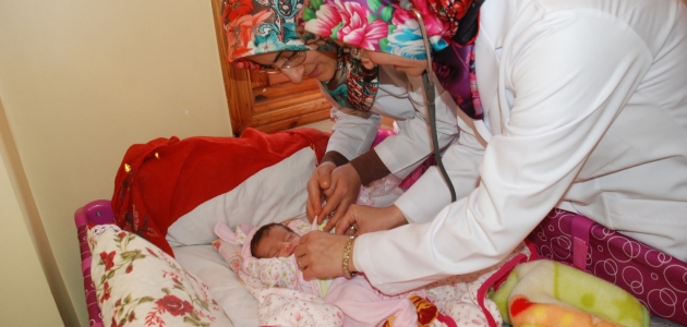 Karatay Belediyesi 'Hoş geldin  Bebek' projesiyle vatandaşların mutluluğuna ortak oluyor