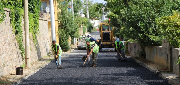 Tutal: Program dahilinde asfalt çalışmaları devam ediyor