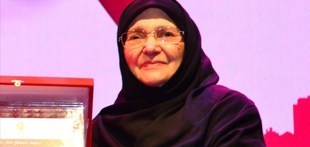 Gazeteci-yazar Şule Yüksel Şenler vefat etti
