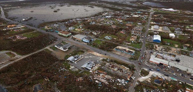 Trump’tan Dorian Kasırgası’nın vurduğu Bahamalar’a ’sizinleyiz’ mesajı