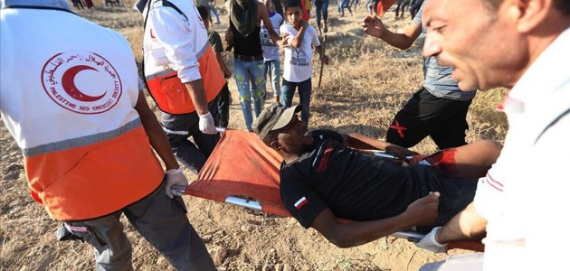 İsrail askerleri Gazze sınırında 15’i gerçek mermiyle 30 Filistinliyi yaraladı