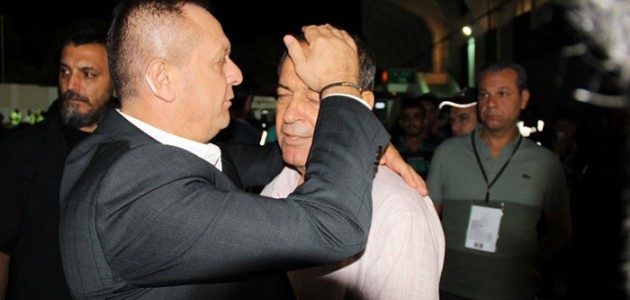 Başkan Ali Çetin, Konyaspor yenilgisi sonrası Yücel İldiz’i teselli etti