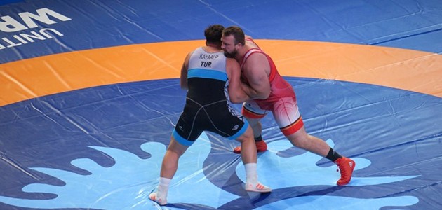 Rıza Kayaalp, Dünya Güreş Şampiyonası’nda finale yükseldi