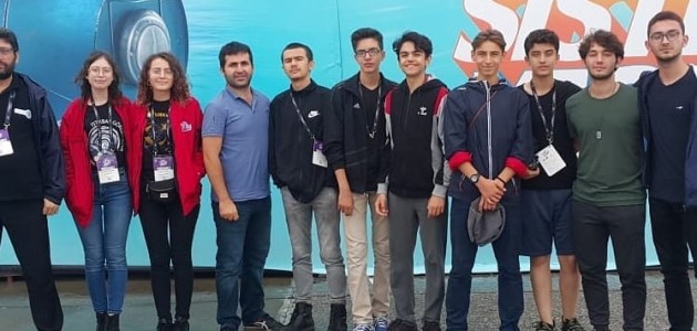 Konyalı öğrenciler TEKNOFEST İstanbul’dan ödüllerle döndü
