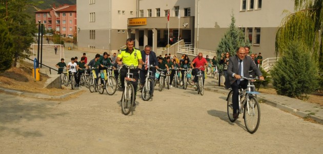 Akşehir'de "Pedalını Kitap İçin Çevir" etkinliği