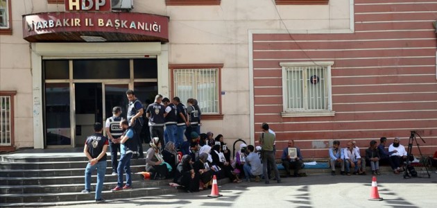 İtalyan gazetesi Diyarbakırlı annelerin isyanını duyurdu