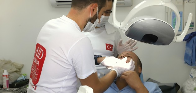 Türk hekimlerden Suriye’de tedavi hizmeti