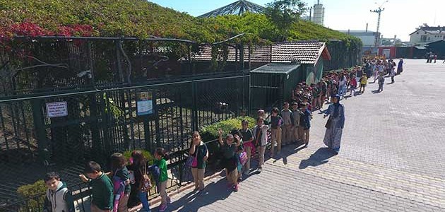 Karatay Hayvanat Bahçesi’ne öğrencilerden yoğun ilgi