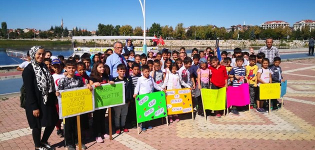 Beyşehir’de ilkokul öğrencileri sağlık için yürüdü