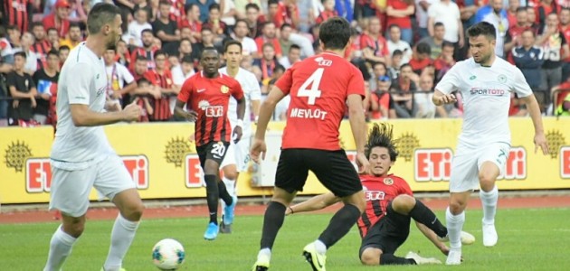 Konyaspor, Eskişehirspor ile hazırlık maçı yapacak