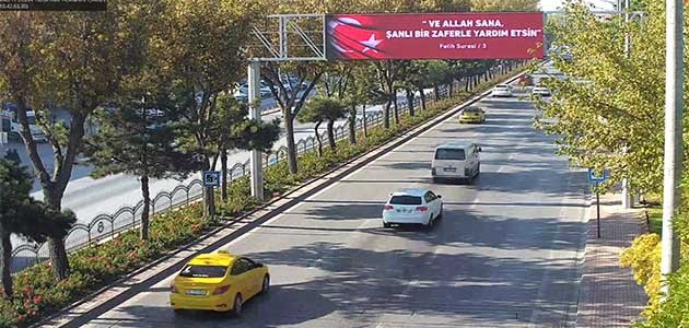 Konya’da trafik tabelalarında dikkat çeken ayrıntı